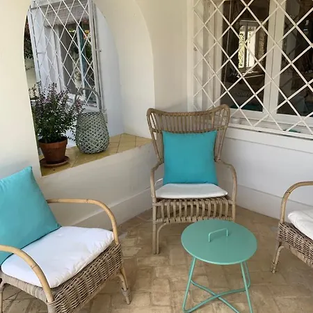 La Casita Bianca * El Campello